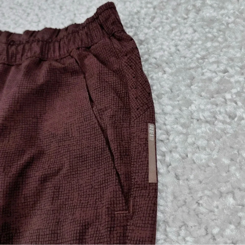 REI Co-op Mens Active Pursuits Shorts with Liner. Hiking Camping Outdoors. Small